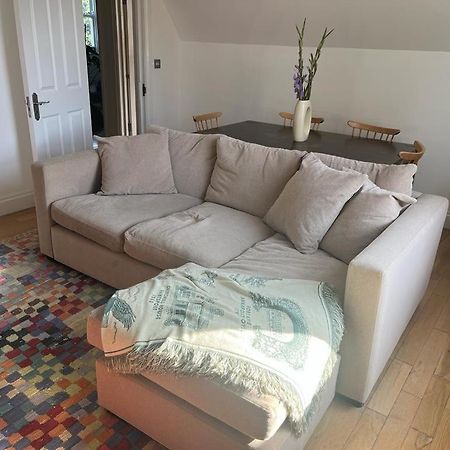 2 Bedroom Top Floor Flat, West Dulwich Free Street Parking London Exterior photo