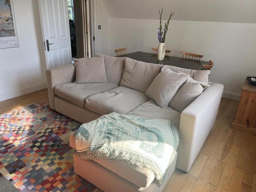 2 Bedroom Top Floor Flat, West Dulwich Free Street Parking London Exterior photo
